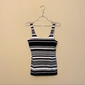 🌧️ Banana Republic Black & White Striped Tank Top